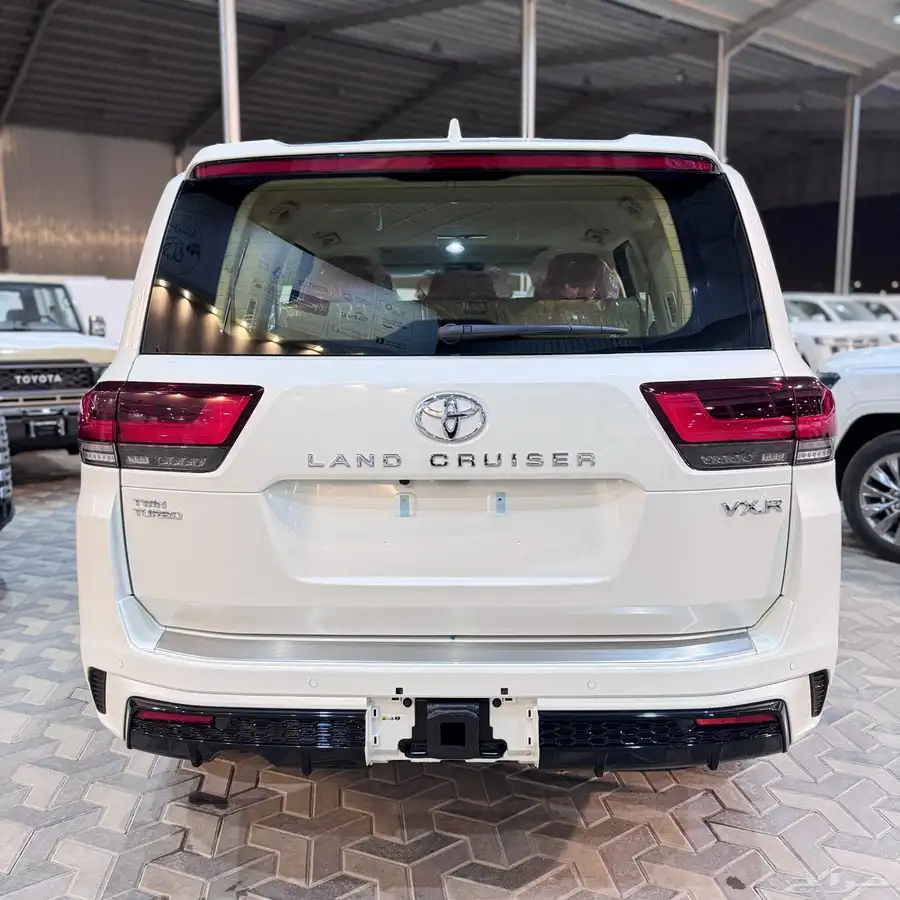 لاند كروزر Vxr نص فل بريمي 2025 24