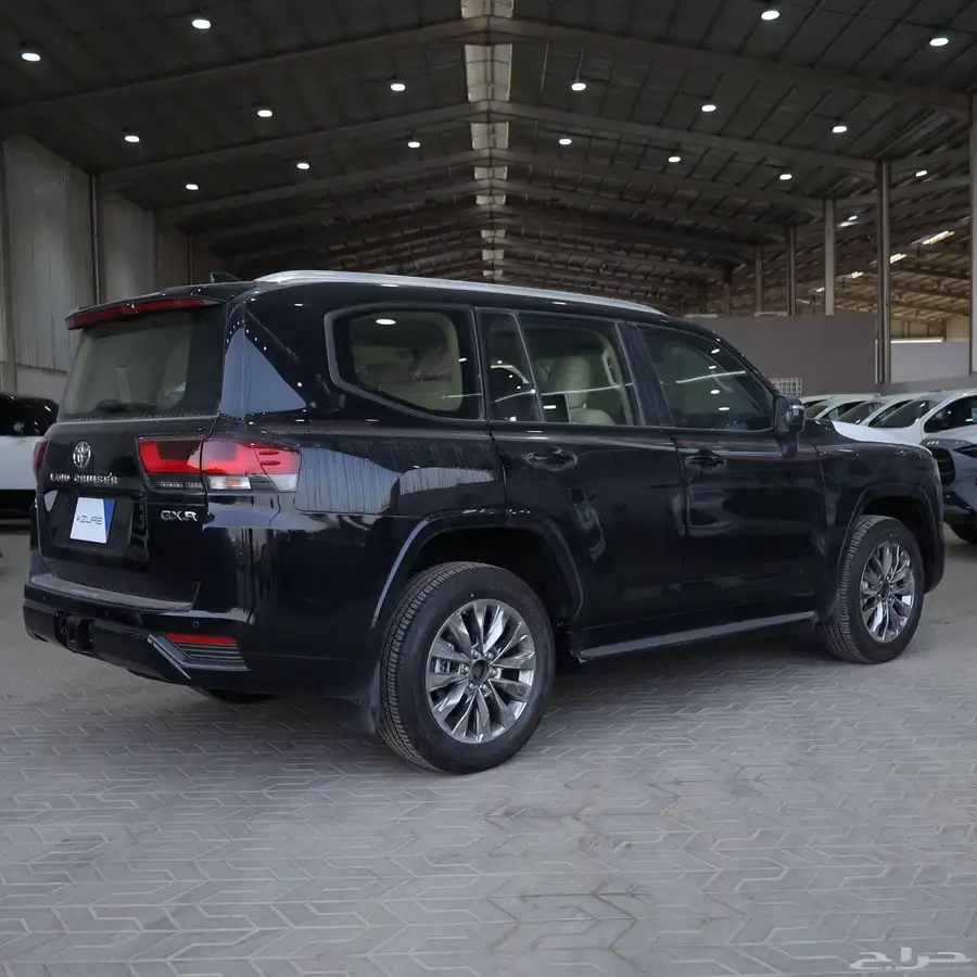 لاندكروزر جي اكس ار بريمي ابواب شفط 2025 1