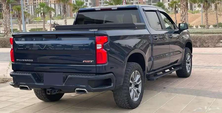 شيفورليه سلفرادو 2021 RST Z71 4