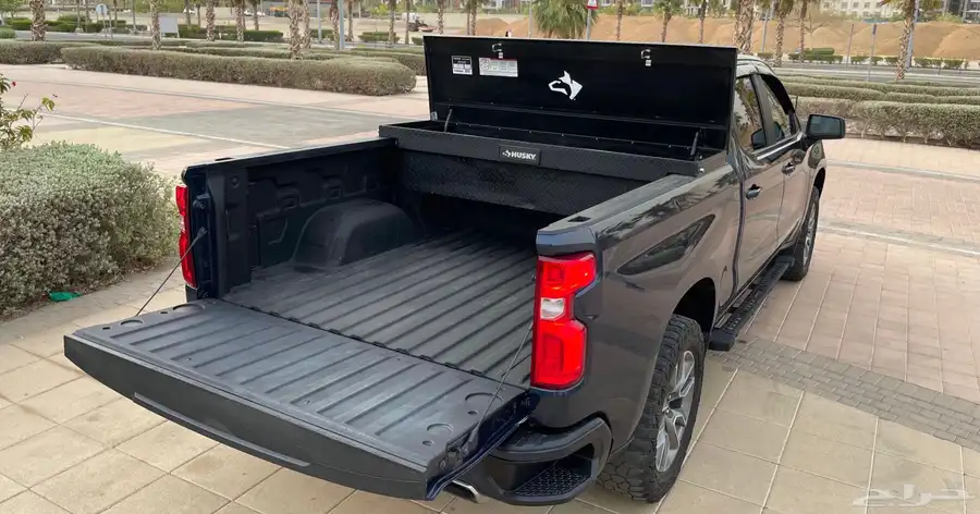 شيفورليه سلفرادو 2021 RST Z71 6