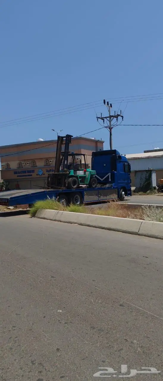 ايجار معدات وايت Equipment Rental with Professional Operator 3