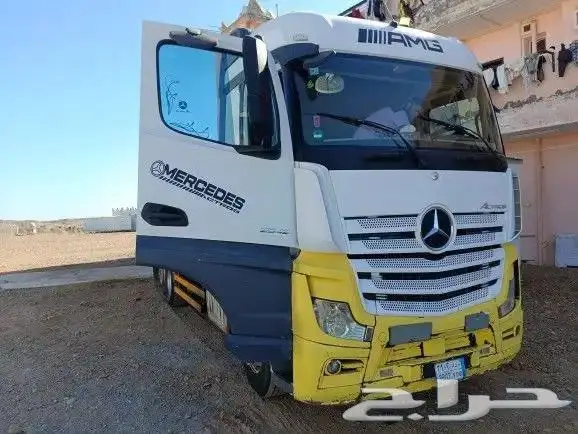 ايجار معدات وايت Equipment Rental with Professional Operator 2