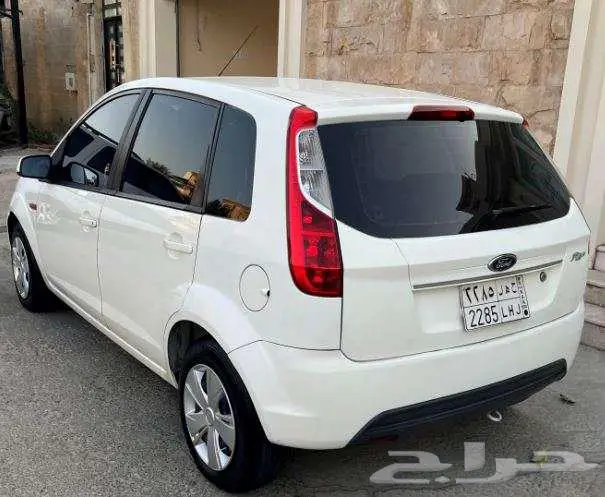 للبيع فورد فيجو 2012 استمارة وفحص جديد والمطلوب 12000 ريال 1