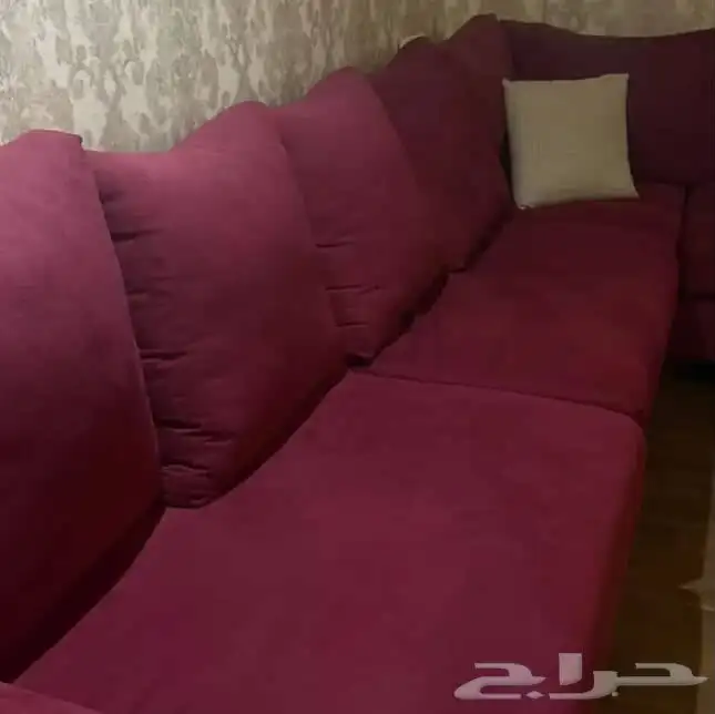 كنب عنابي طقم كامل للبيع يحمل اكثر من 10 افراد 0