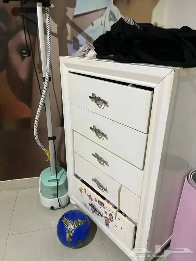 غرفه نوم إيطالي قويه الدولاب يحمل أشياء كثيره 1