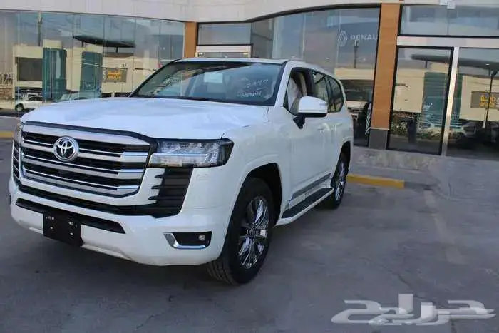 تويوتا لاندكروزر جي اكس ار GXR L 4 موديل 2024 1