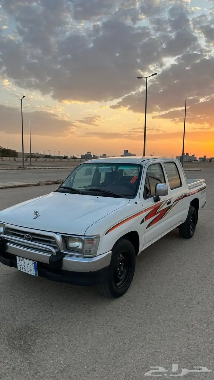 للبيع هايلوكس موديل 1999 0