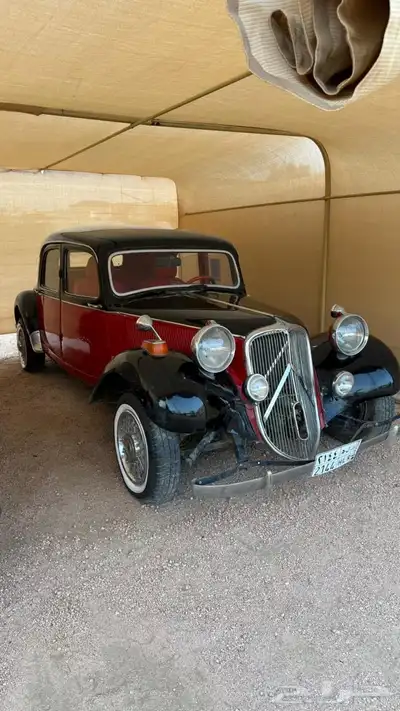 Citro n Traction Avant Classic  1947 model. 7