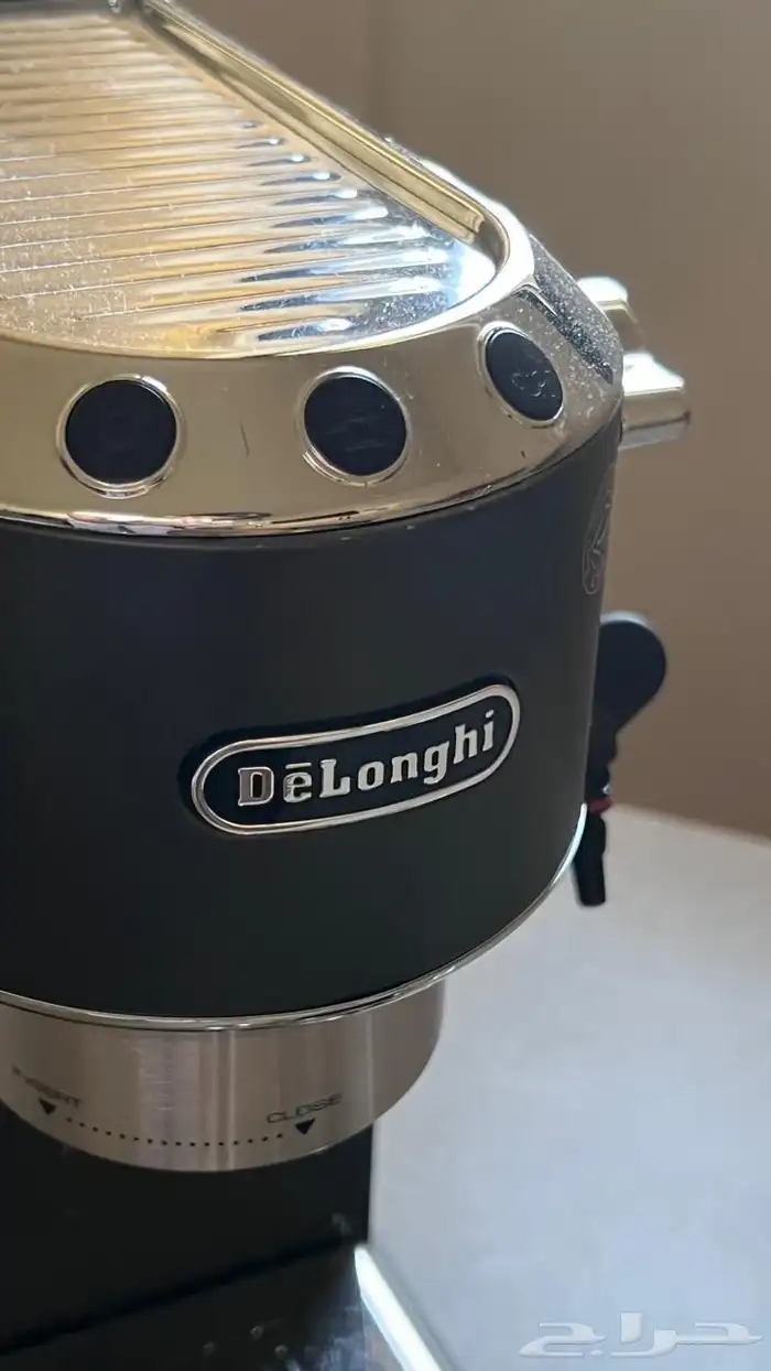 الة صنع الاسبريسو من Delonghi 4