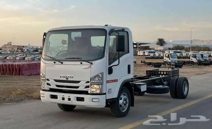 ايسوزو دينا 6 طن شاصي قصير و طويل بأسعار منافسة 0
