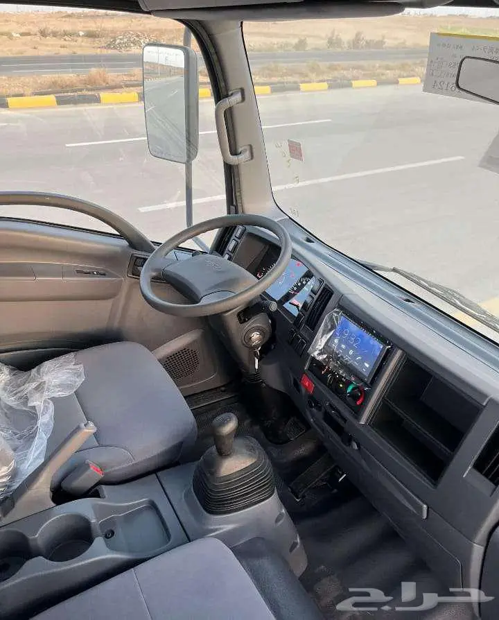 ايسوزو دينا 6 طن شاصي قصير و طويل بأسعار منافسة 3