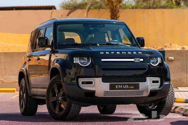 لاند روفر ديفندر SE 110 2025 اسود خليجي 0