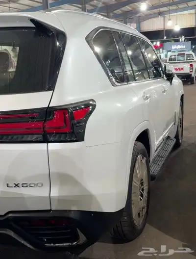 لكزس LX 600- فئة BB 2024 3
