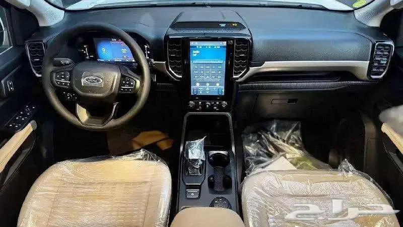 فورد ايفرست XLS 2025 لدى الخضر للسيارات 7