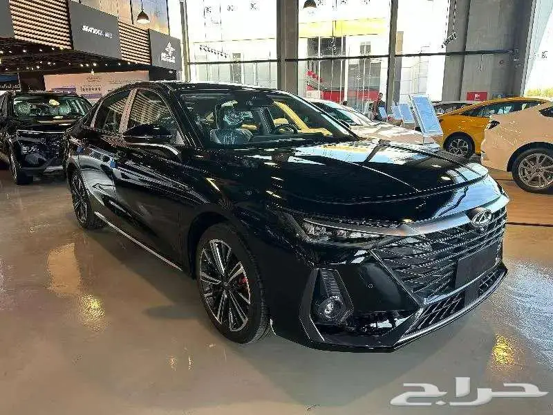 شيري اريزو 8 لاكجيرى وكمفورت 2025 سفنز التجارية للسيارات 7