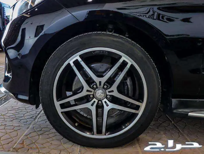 مرسيدس GLE 500 موديل 2016 3