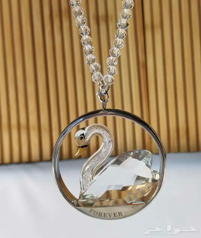 تعليقة سوارفسكي بطه 1