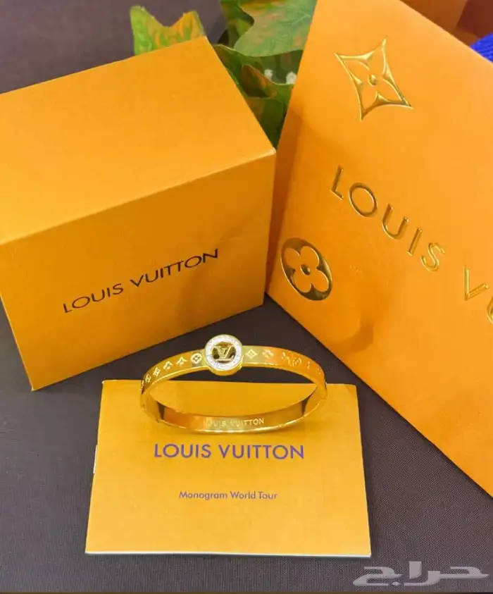 اساور لويس فيتون 9