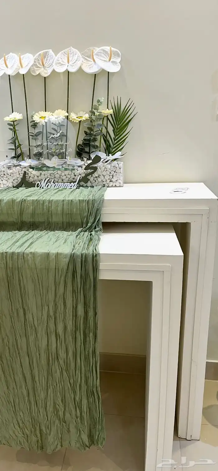 طاولات إستقبال للإيجار 0