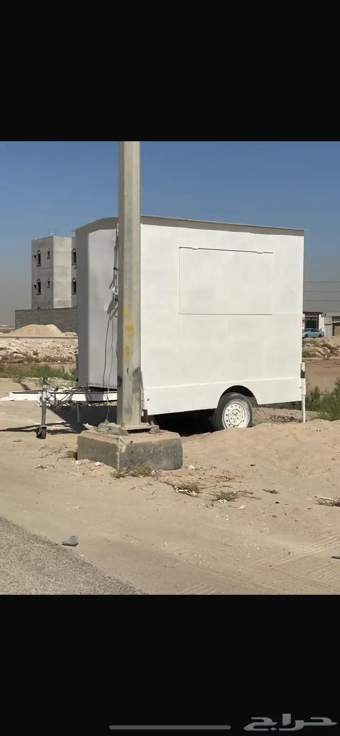 عربه من داخل حديد مترين ونص في متر ونص 0