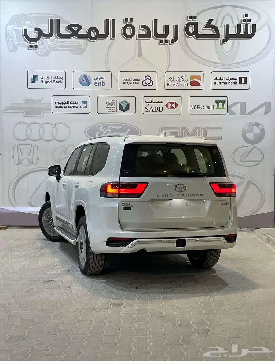 لاندكروزر GXR4 بنزين 2025 كاش واقساط جميع البنوك 2