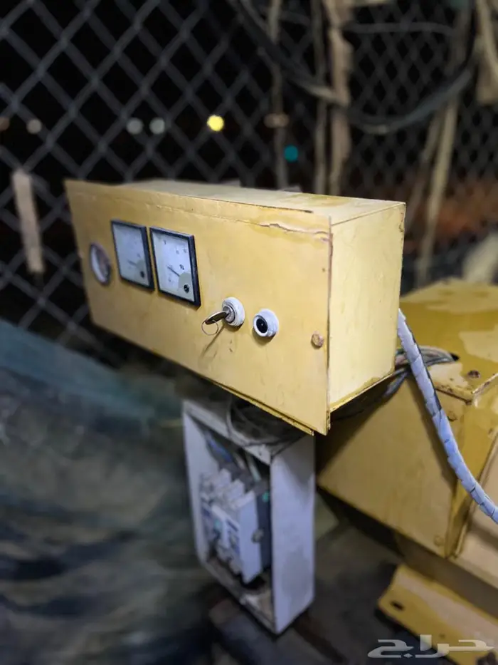 مولد كهرباء بيركنز 4