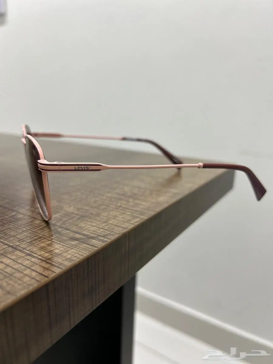 نظارة شمسية sunglasses index