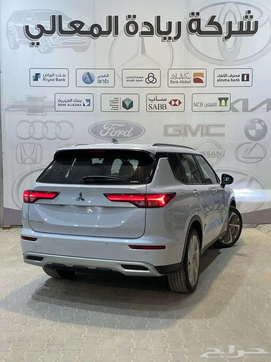 ميتسوبيشي اوتلاندر فل كامل 2025 كاش و اقساط 2