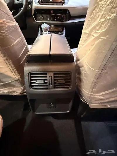 نيسان اكستريل 7 مقاعد دبل 2025 5