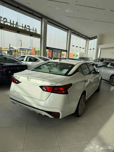 نيسان التيما م 2025 ستاندر و نص فل - سعودي 8