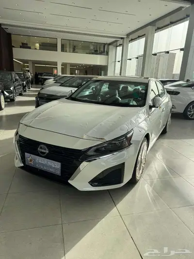 نيسان التيما م 2025 ستاندر و نص فل - سعودي 2