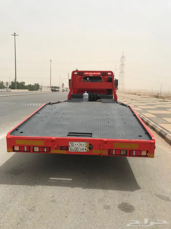 سطحه لنقل السيارات المعطلة والمصدومه 1