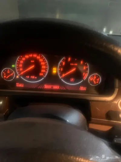 سياره بي ام دبليو 1