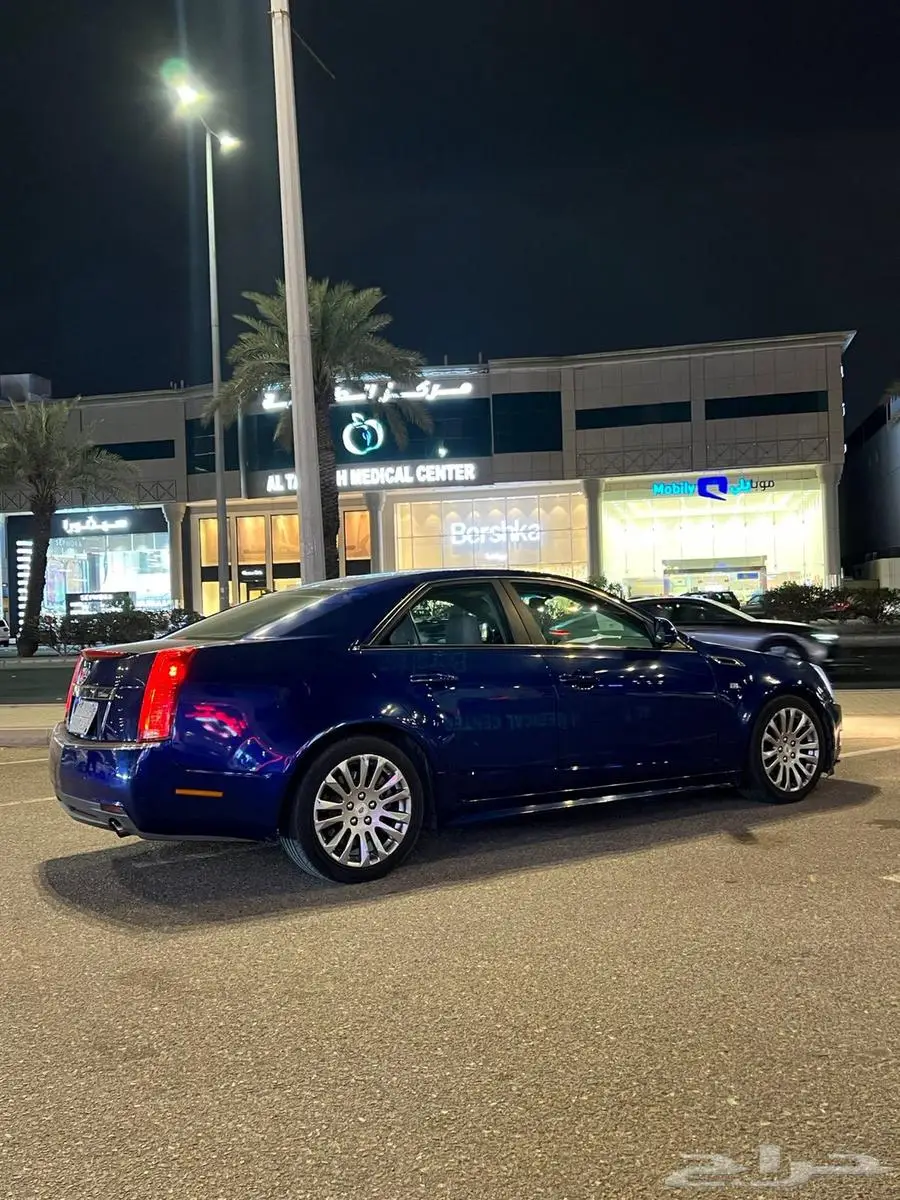 للبيع كادلاك CTS 5