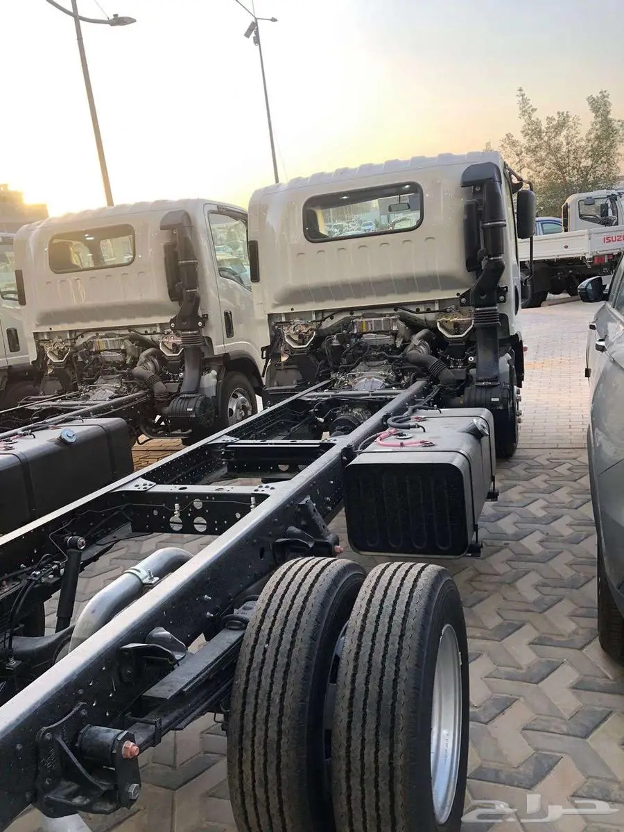ايسوزو دينا 4 طن و5 طن و6 طن شاص قصير وطويل 2025 3