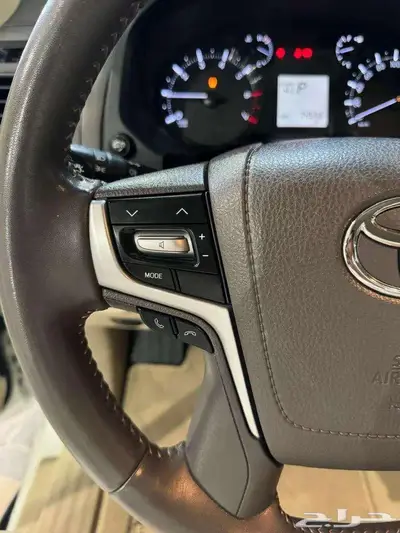 للبيع تويوتا برادو 2022 سعودي V6 دبل فئه TXL 32