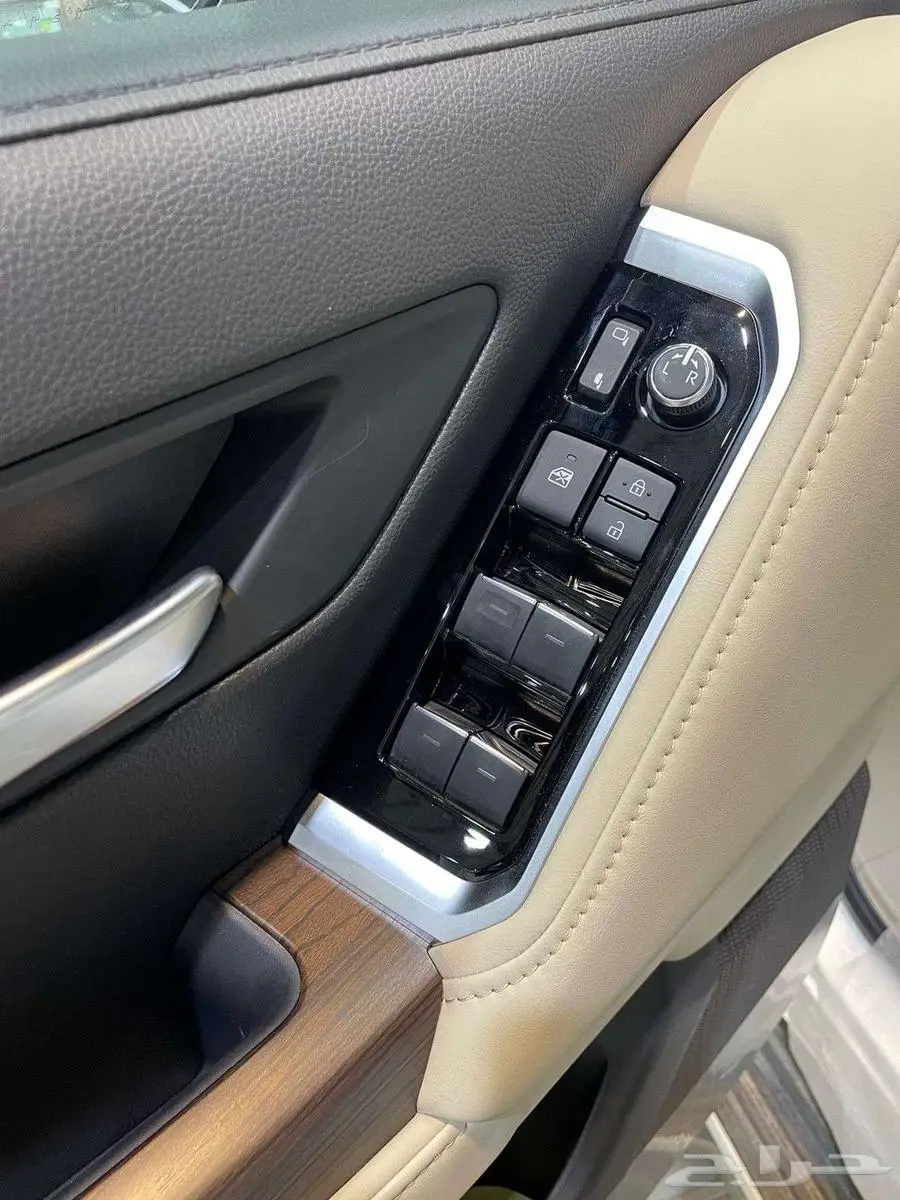 لاندكروزر GXR4 بنزين 2025 كاش واقساط جميع البنوك 9