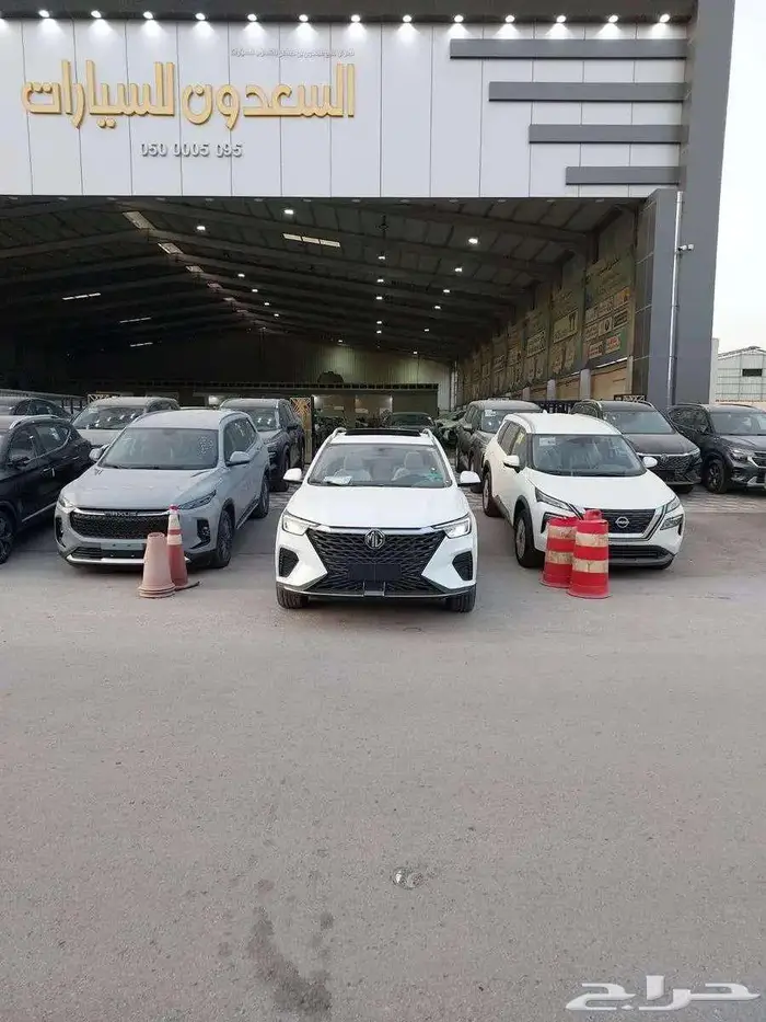 MG RX5 2023 قير اوتماتيك بنزين 5