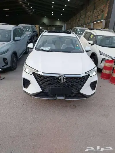 MG RX5 2023 قير اوتماتيك بنزين 4