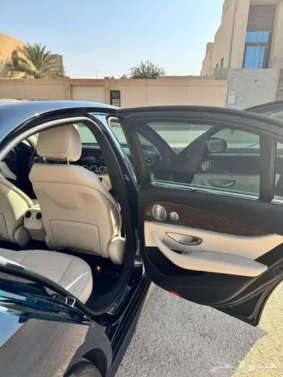 Mercedes مرسيدس E200 2017 12