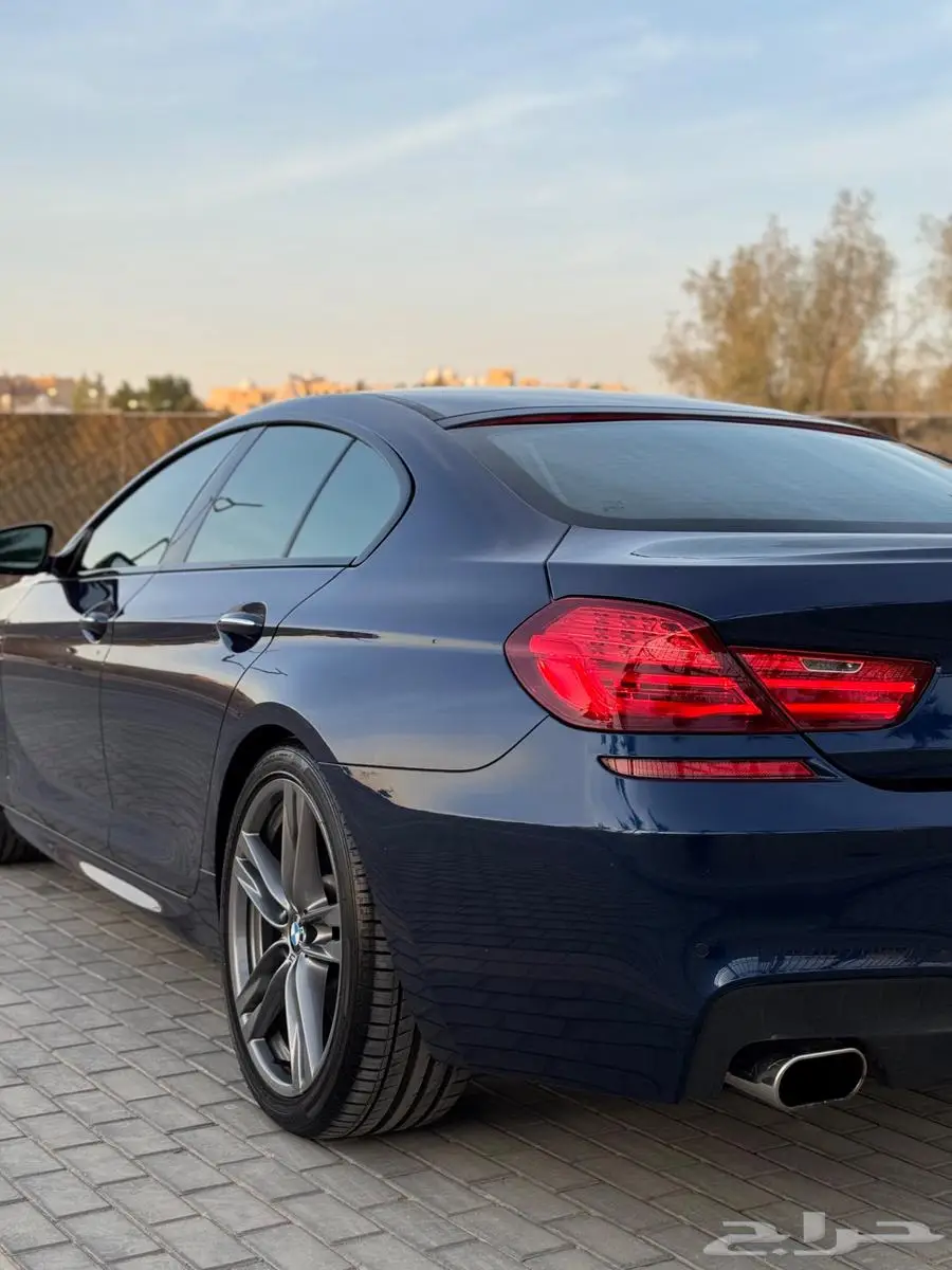 BMW 650i - kit M Performance - ممشى قليل في قمة النظافة 22