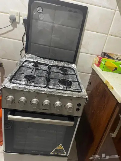 للبيع فى عنيزه عفش مستحدم استعمال خفيف جدا شبه الجديد 0