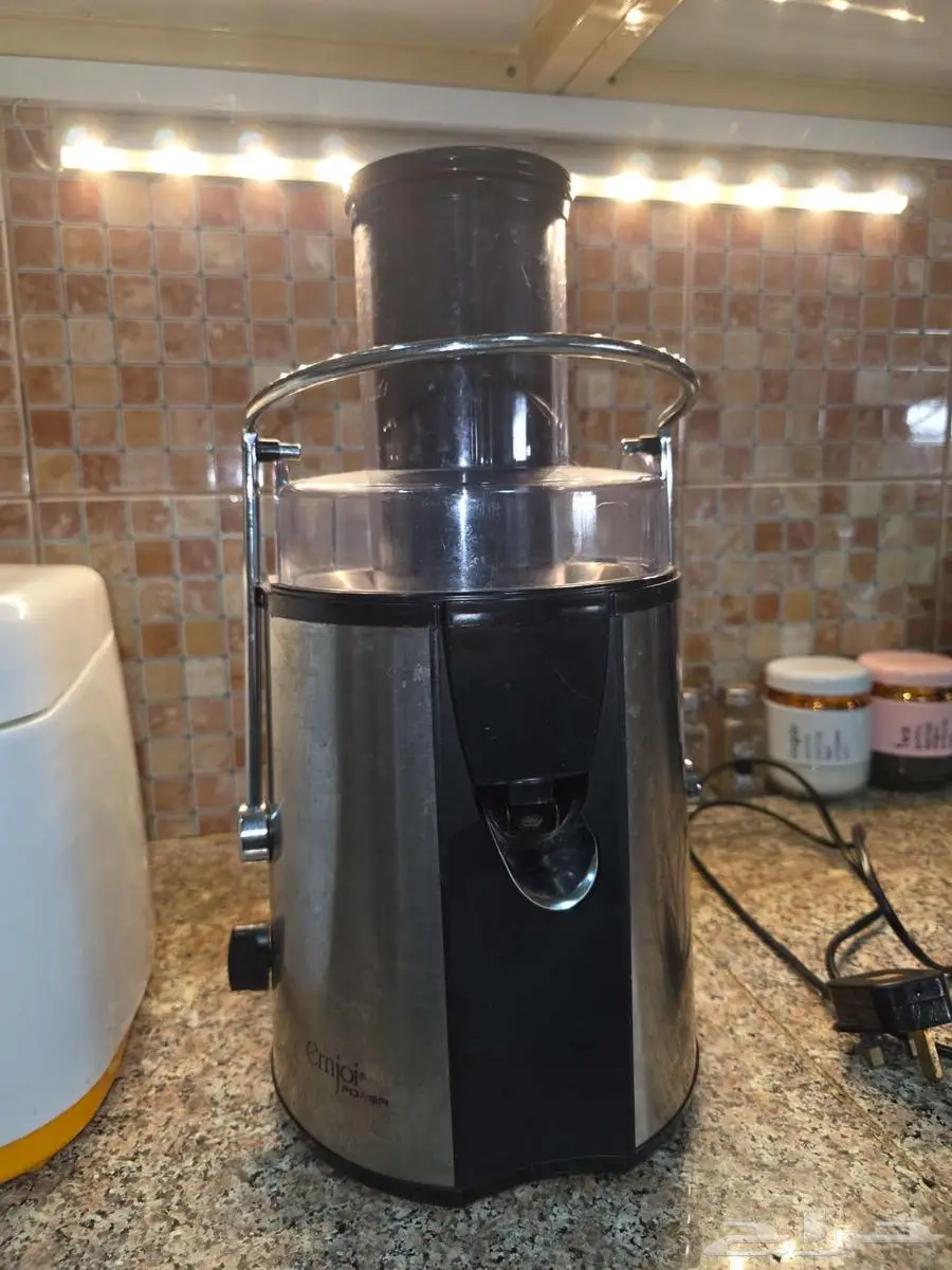 أدوات كهربائية بحاله جيده جدا 2