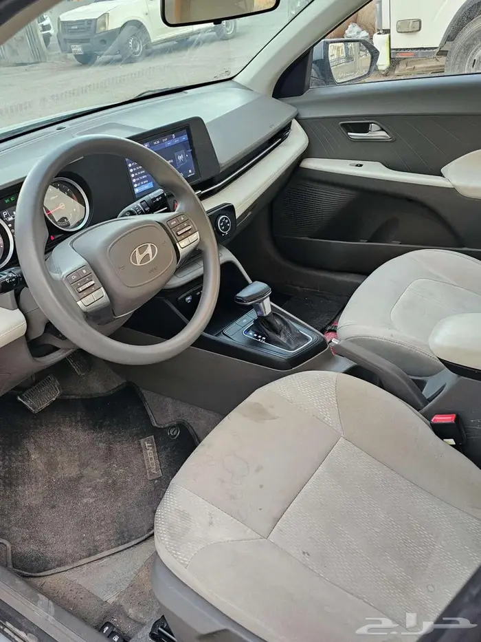 للبيع اكسنت 2024 6