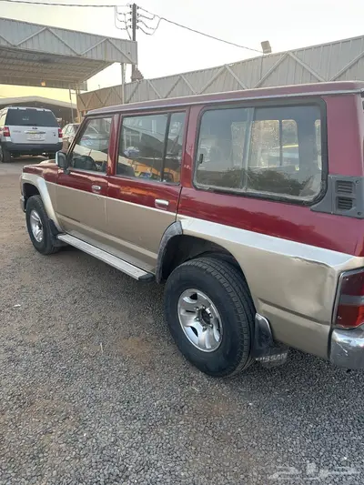 جيب سفاري للبيع موديل 1990م 6