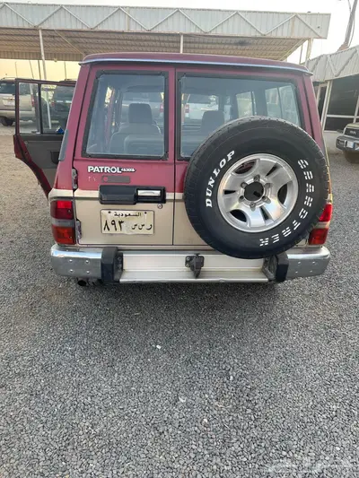 جيب سفاري للبيع موديل 1990م 15