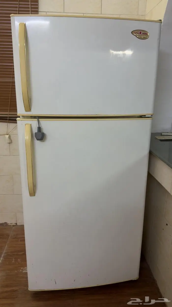 ثلاجه للبيع 1