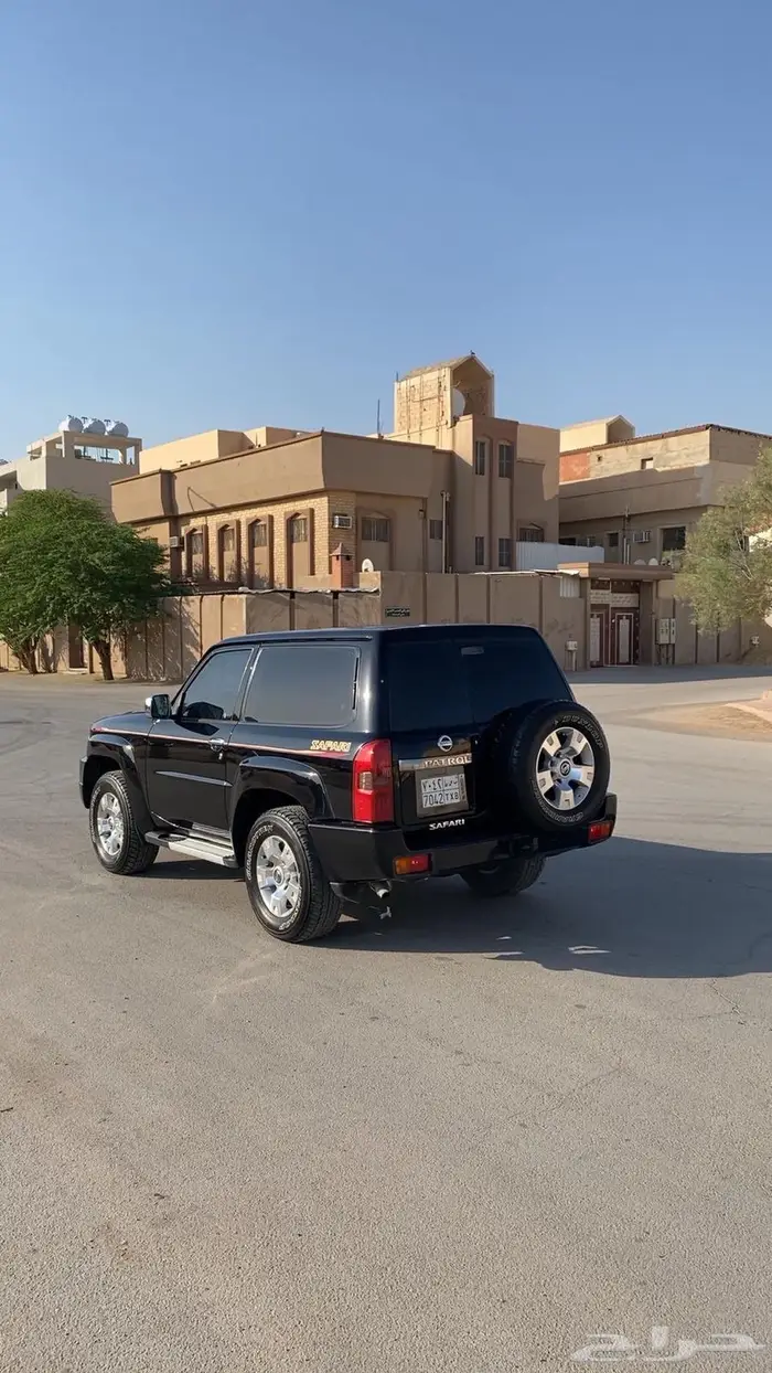 باترول ربع اسود 2011 5