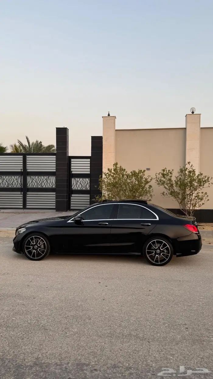 للبيع مرسيدس C200 كت AMG 2019 بحاله الوكاله 7