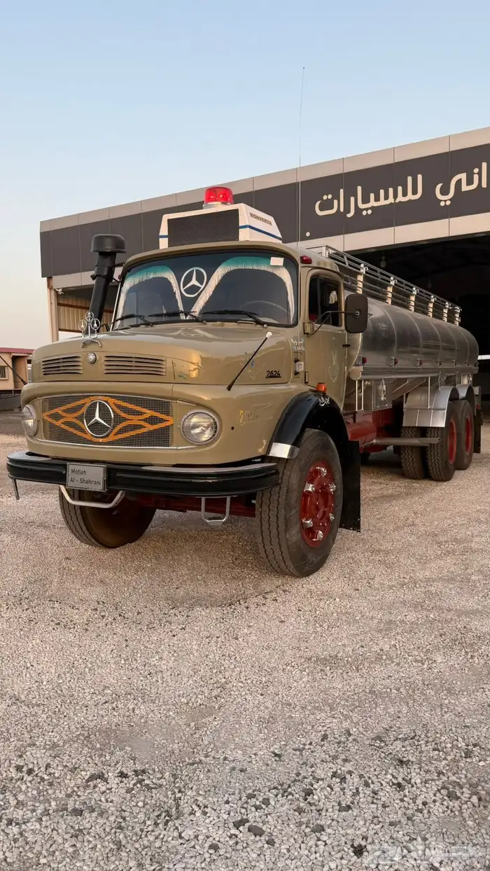 للبيع سقس بوز صهريج موديل1985 3